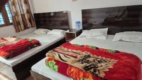 Hotel Astha  - Camera