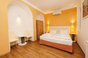 Hotel Metro - Room
