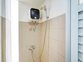 Hotel O Alamanda 7 Syariah - Badezimmer