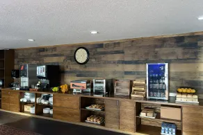 Travelodge by Wyndham Valleyview AB - Restaurante