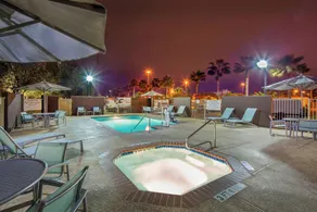 SpringHill Suites by Marriott Laredo - Piscine