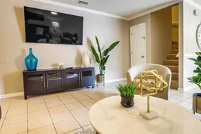 Soothing Savannah Townhome With Patio! - Interiør