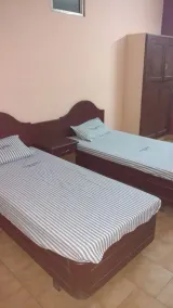 Velan Lodge - Room