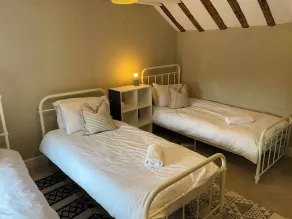 Stone Cottage Norfolk , Lovely Family Cottage - Room
