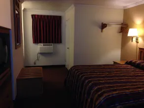National 9 Inn - Placerville - Room