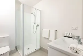 Quest Takapuna - Salle de bain