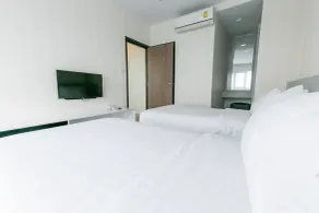 Locals ChiangMai Central Airport Plaza - Room
