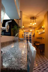 Mezzo Hotel - Restaurant