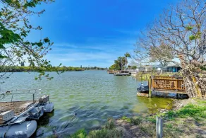 Lakefront Anglers Oasis in Holiday! 8 Mi to Beach - Interiør