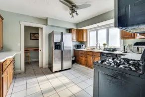 Walk to DW Field Park! Spacious Home w/ Deck - Interior