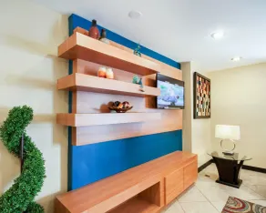 Quality Inn Airport East - Hall