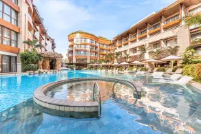 Mandarin Bay Resort and Spa - Piscina