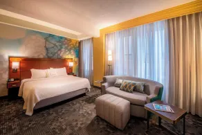 Courtyard by Marriott Tulsa Downtown - Værelse