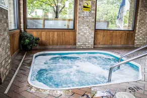 Quality Inn Wooster - Piscine