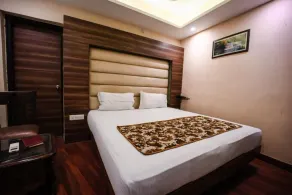 HOMANSH GALAXY HOTEL - Room