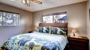 Scenic Wonders Lazy Bear Lodge 4 Bedroom - Room