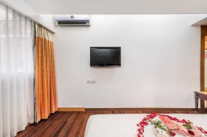 P2 Boutique - Room
