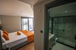 AirGate Airport Hotel - Room