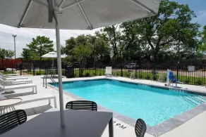 Spark by Hilton Dallas Medical District Love Field - Piscine