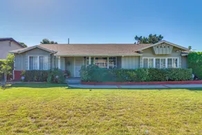Luxury Oasis Home w/Pool Near CSUN-6 Guests - Intérieur