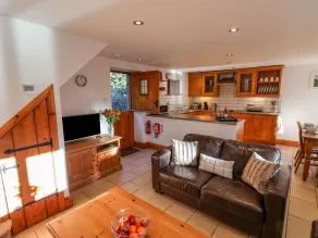 Hayloft Cottage - Interior