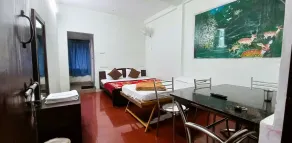iSTAYS - Loop Road Yercaud - Room