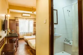 Little Nepal Inn - Bathroom