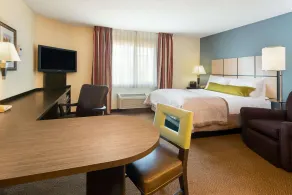 MainStay Suites - Wichita NE - Chambre