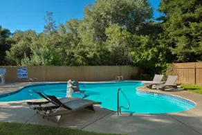 Lake Natoma Inn - Piscine