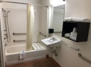 Inn Of Long Beach - Salle de bain