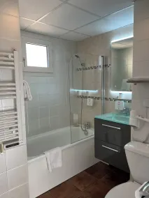 Adonis Arc Hôtel Aix-en-Provence - Salle de bain