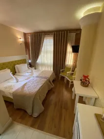 The Red Bricks Hotel - Room