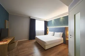 Neo Hotel - Room