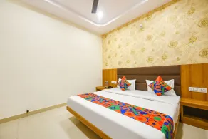 FabHotel Golden Tree - Zimmer