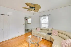 9 Mi to Dtwn Boston: Cozy Malden Apartment - Intérieur