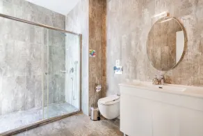 infinity mountain - Bathroom