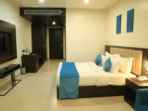 Hotel Bravia Pancheel - By Satguru - Room