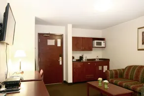 Foxwood Inn & Suites - Zimmer