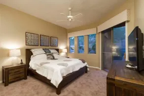 Hidden Oasis By Signature Vacation Rentals - Værelse