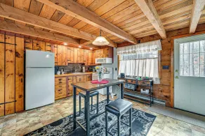 Woodland Views: Romantic Hudson Valley Hideaway - Innenbereich