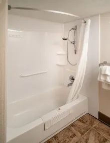 Clarion Pointe Beckley - Salle de bain