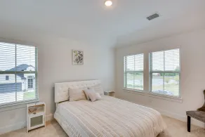 Pet-friendly Fate Home w/ Yard & Fireplace! - Værelse
