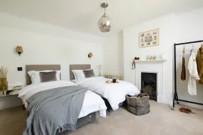 Gallops Cottage - Room