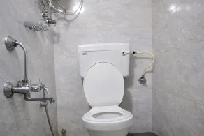 Relax Hotel Kurla - Bathroom
