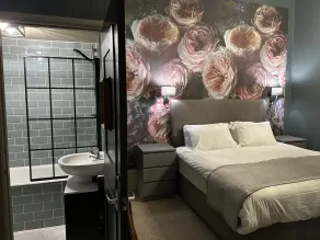 The Q Hotel - Chambre
