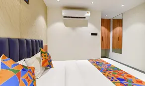 Fabhotel Udhna Inn - Room