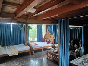 Giri Sarovar Resort - Camera