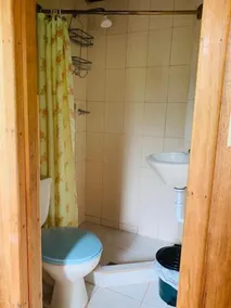 La Casa de Cecilia Mindo - Bathroom