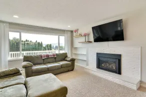 Serene Forest Grove Home w/ Deck & Stunning Views! - Interior