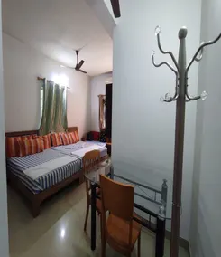 Blue Stones Service Apartment - Rom